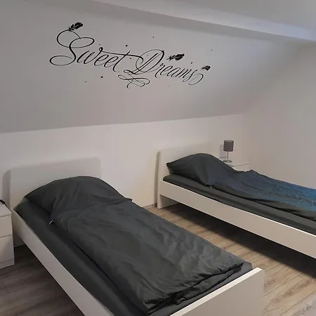 Willkommen In Weisenheim Am Dom wakacyjny Weisenheim am Sand